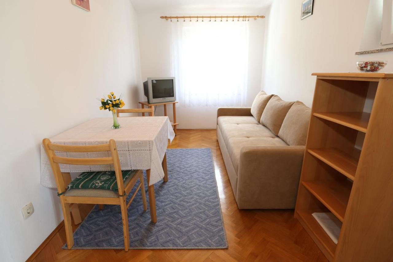 Apartment Nada *
