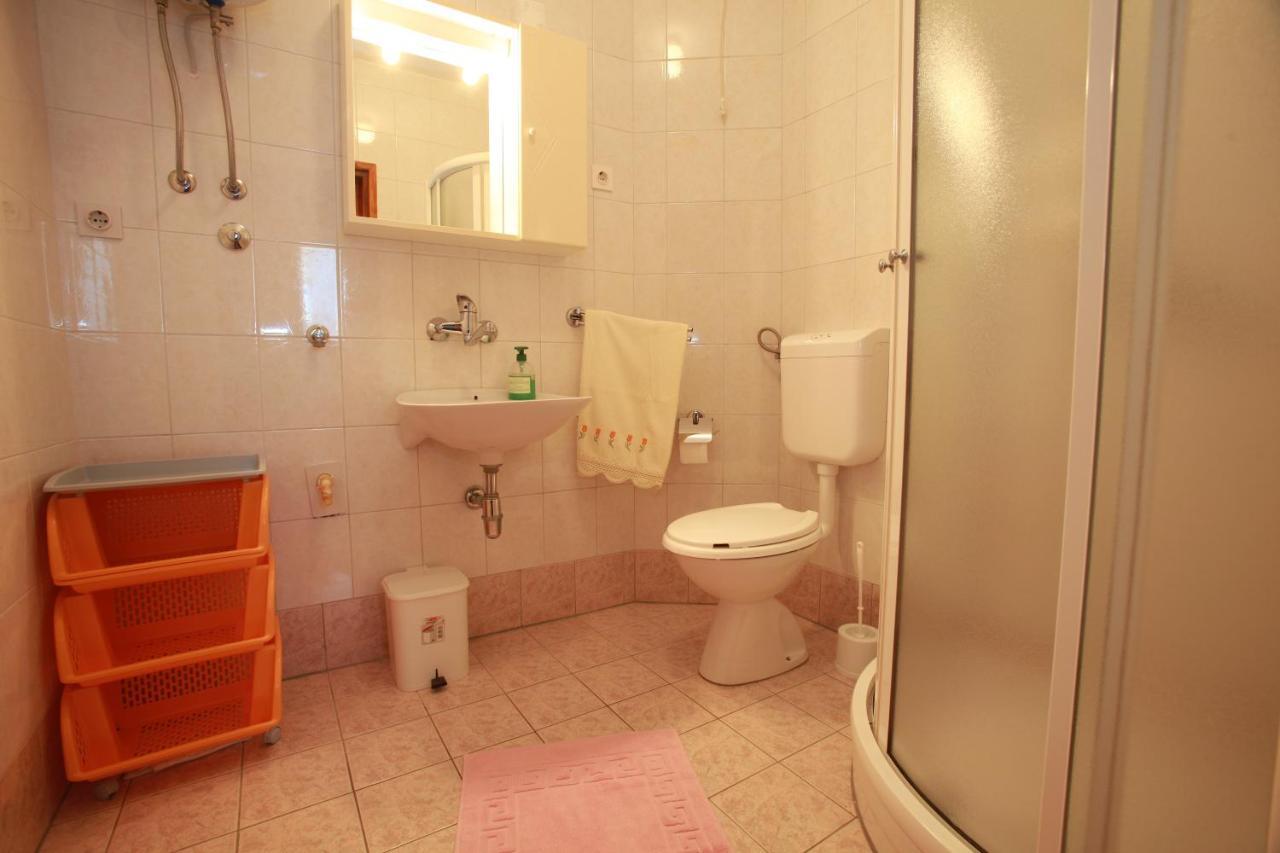 Apartment Nada *
